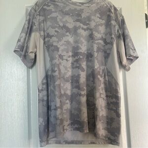 GSX Men's Short Sleeve Performance Shirt - Gray Digital Camo